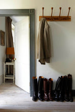 Load image into Gallery viewer, Strong White no. 2001