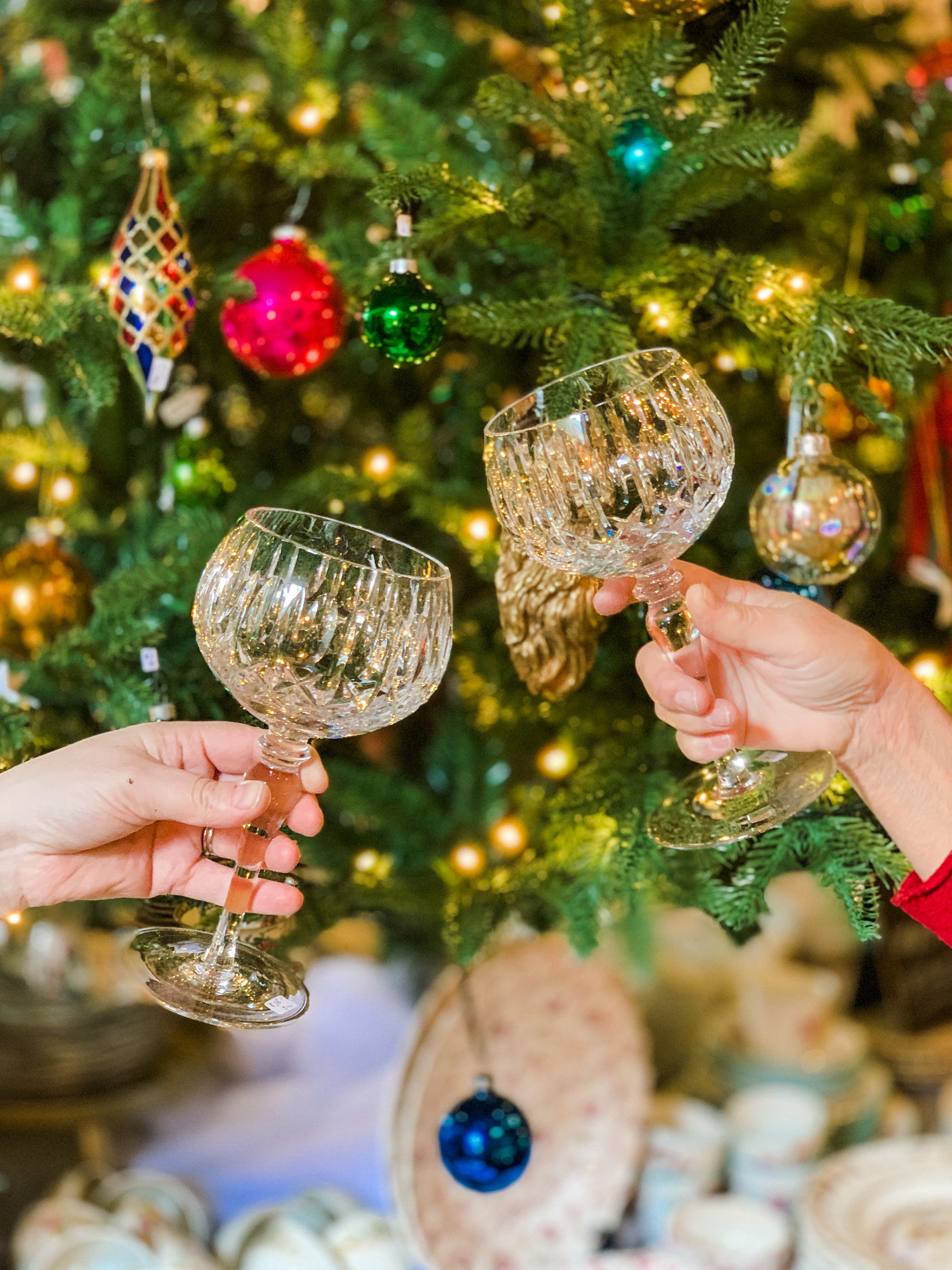 Holiday Gift Guide for the Consummate Host