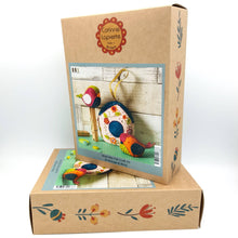 Load image into Gallery viewer, Birdhouse and Two Birds Felt Craft Kit: English