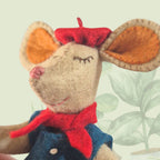 Little Mouse in Paris Felt Craft Mini Kit: English