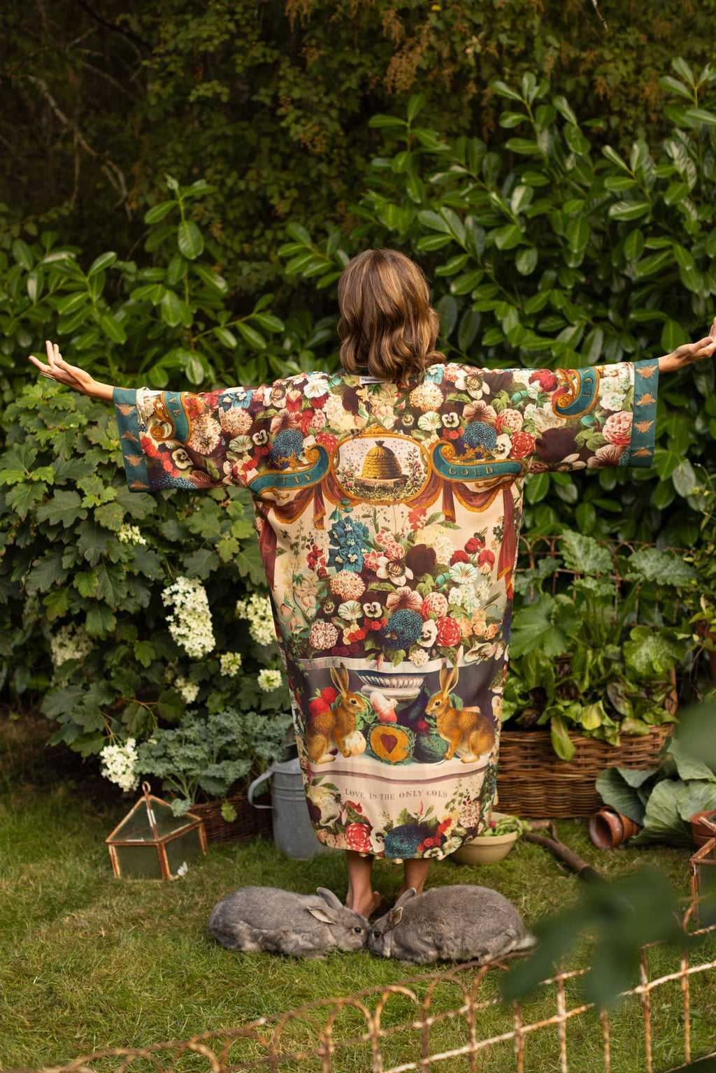 Stay Gold Opera Duster Kimono Robe w/ Rabbit & Bees