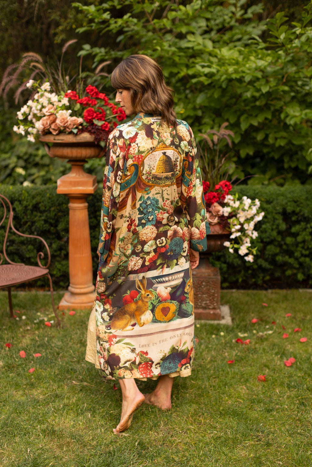 Stay Gold Opera Duster Kimono Robe w/ Rabbit & Bees