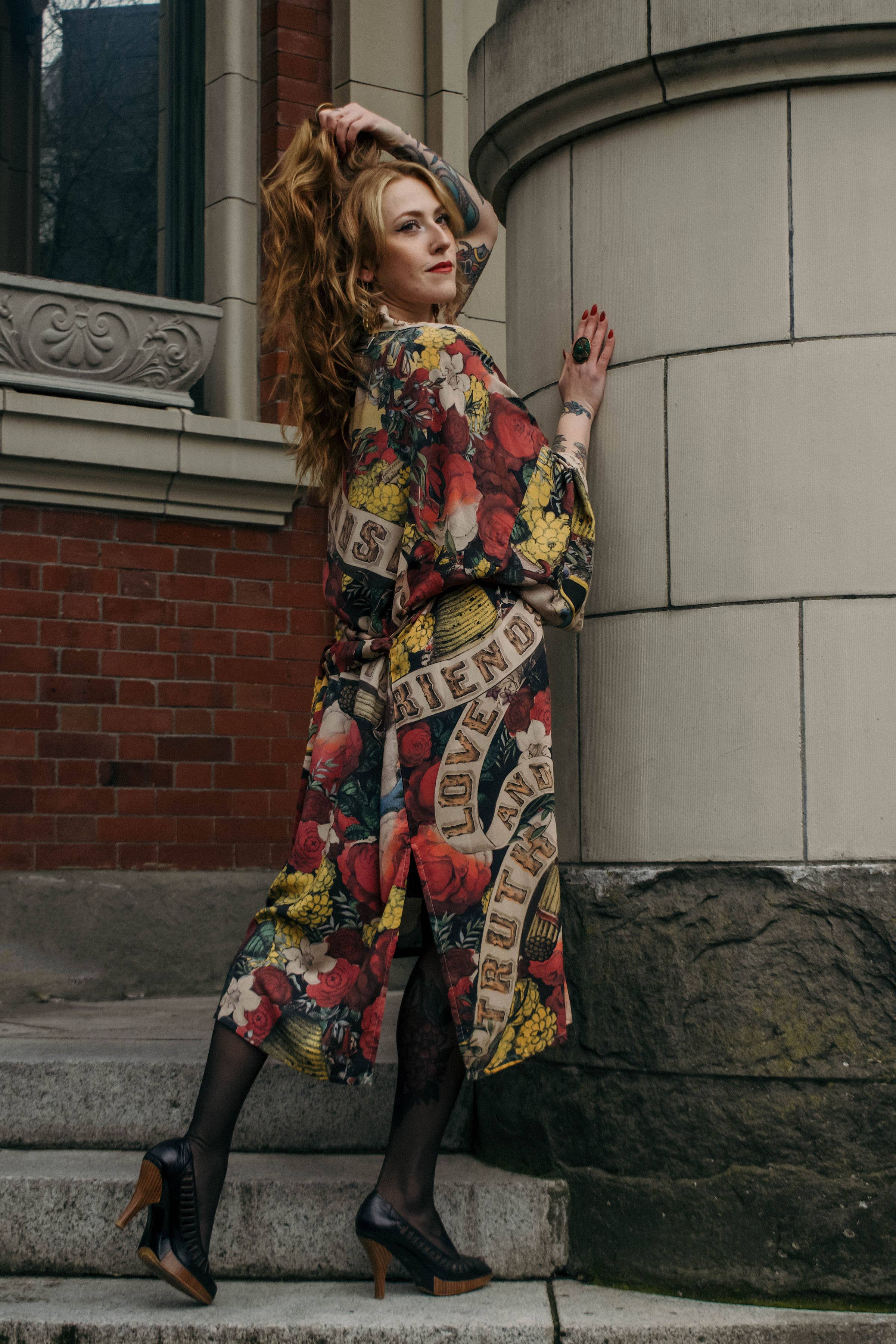Friendship Love & Truth Opera Duster Kimono Robe: Classic