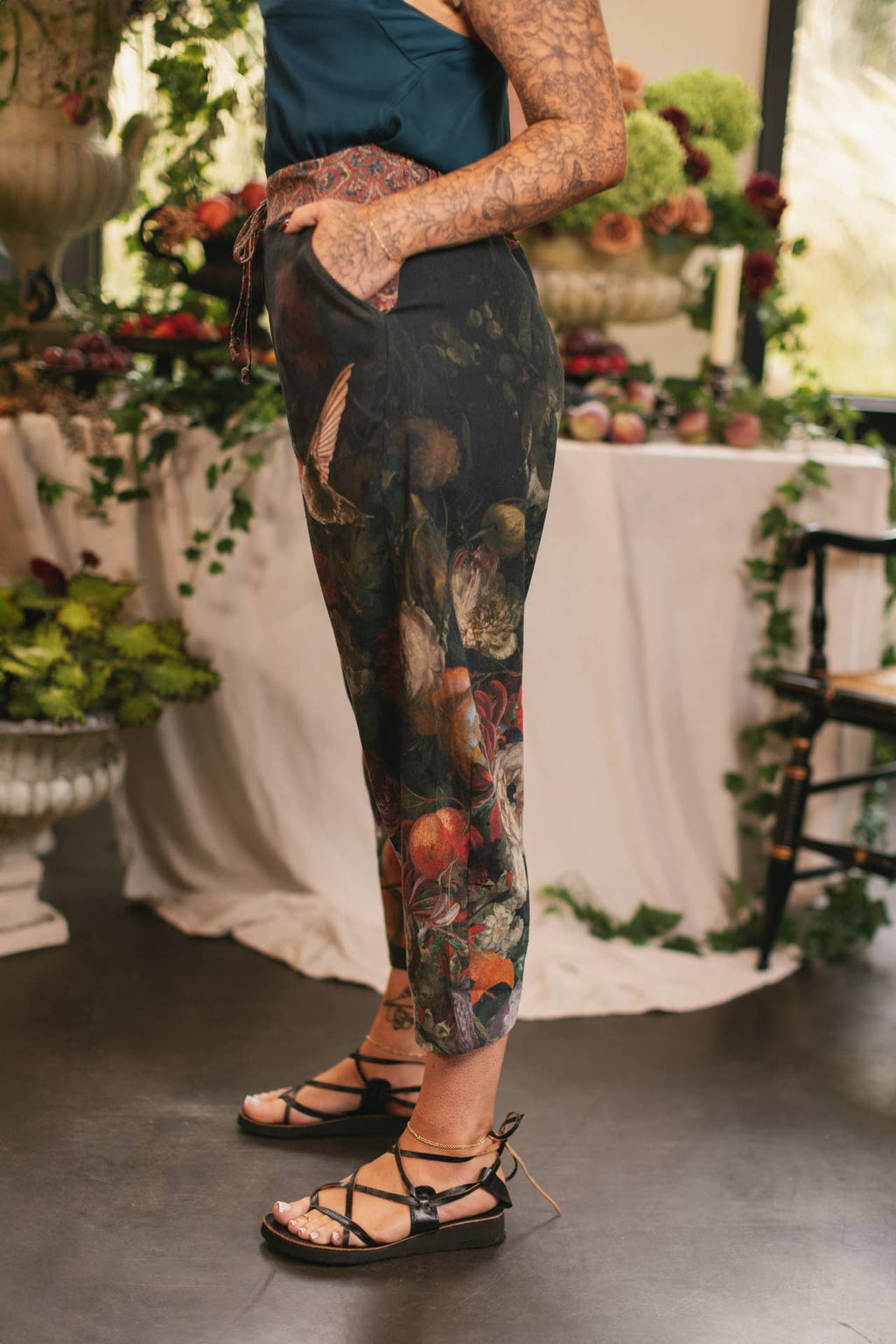 Flight of Fancy Linen Cropped Artist Pants w/ Hummingbird: L/XL