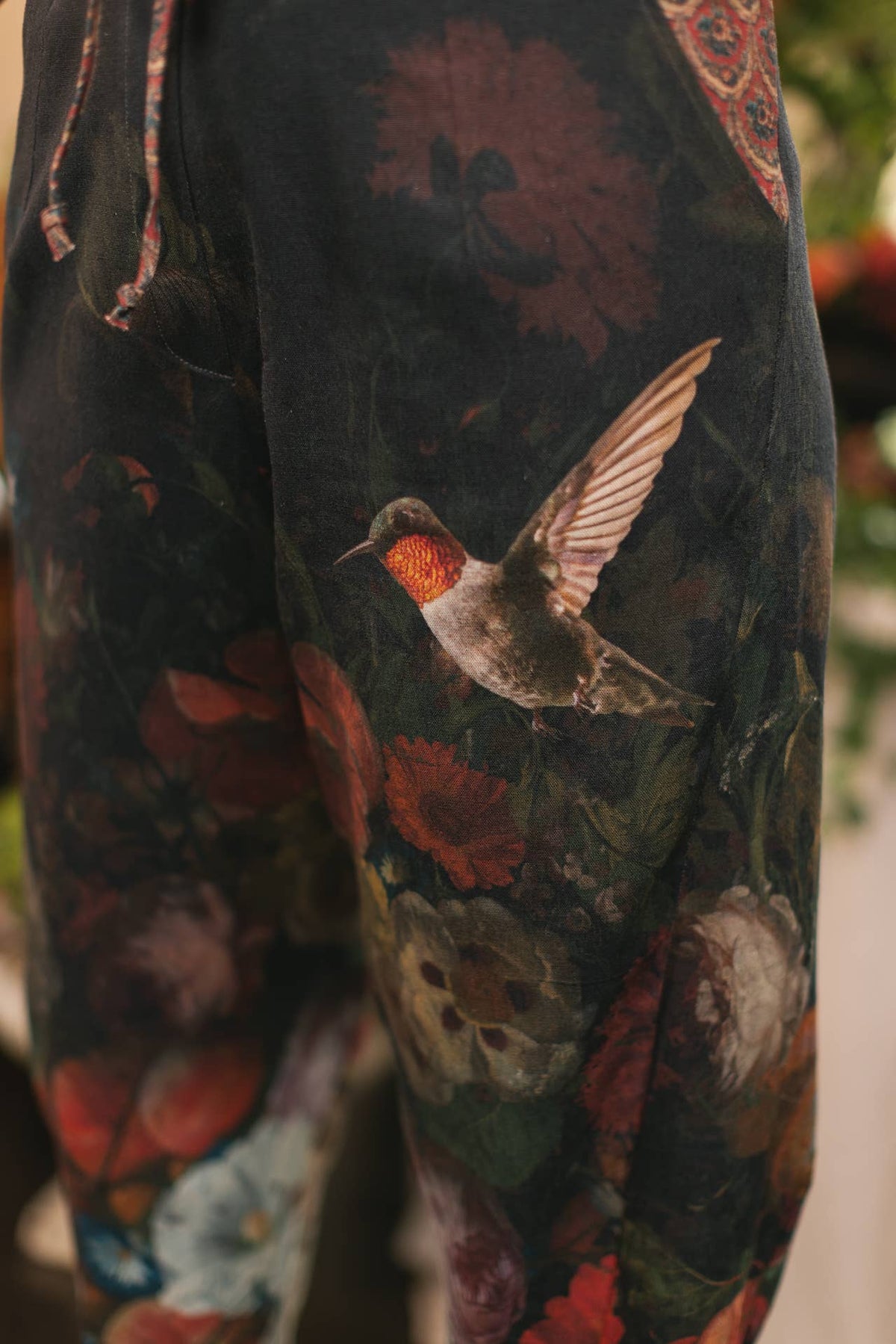 Flight of Fancy Linen Cropped Artist Pants w/ Hummingbird: L/XL