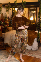 Golden Hour Linen Cropped Artist Pant w/ Floral Print: S/M