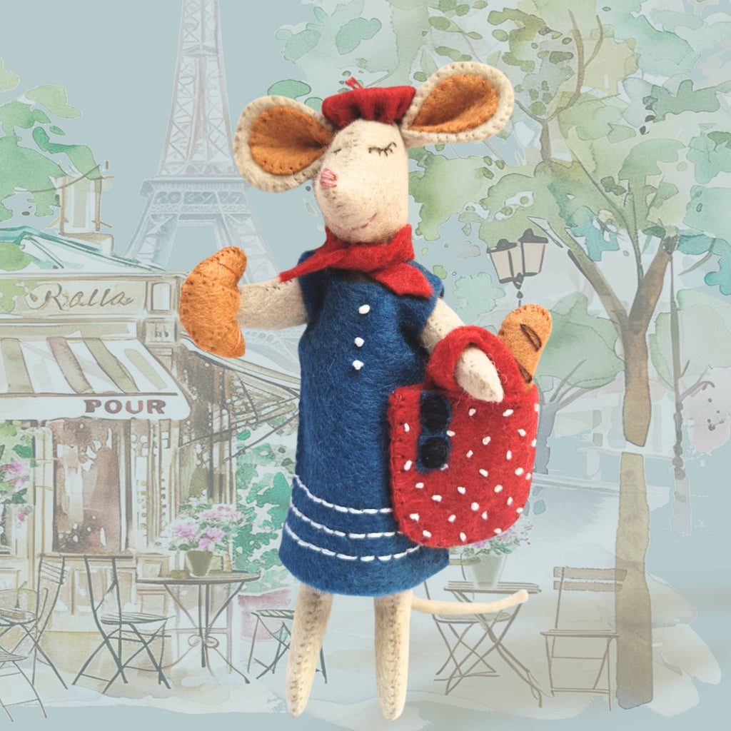 Little Mouse in Paris Felt Craft Mini Kit: English