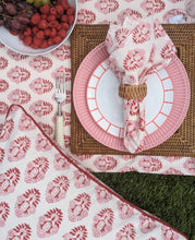 Load image into Gallery viewer, Pia Pink Round Tablecloth: Round 180cm - 71&quot;