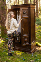 Lionheart Linen Crop Artist Pant w/ florals & Narnia print: Original O/S