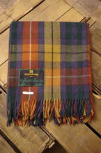 Charger l&#39;image dans la galerie, Antique Buchanan Highland Blanket