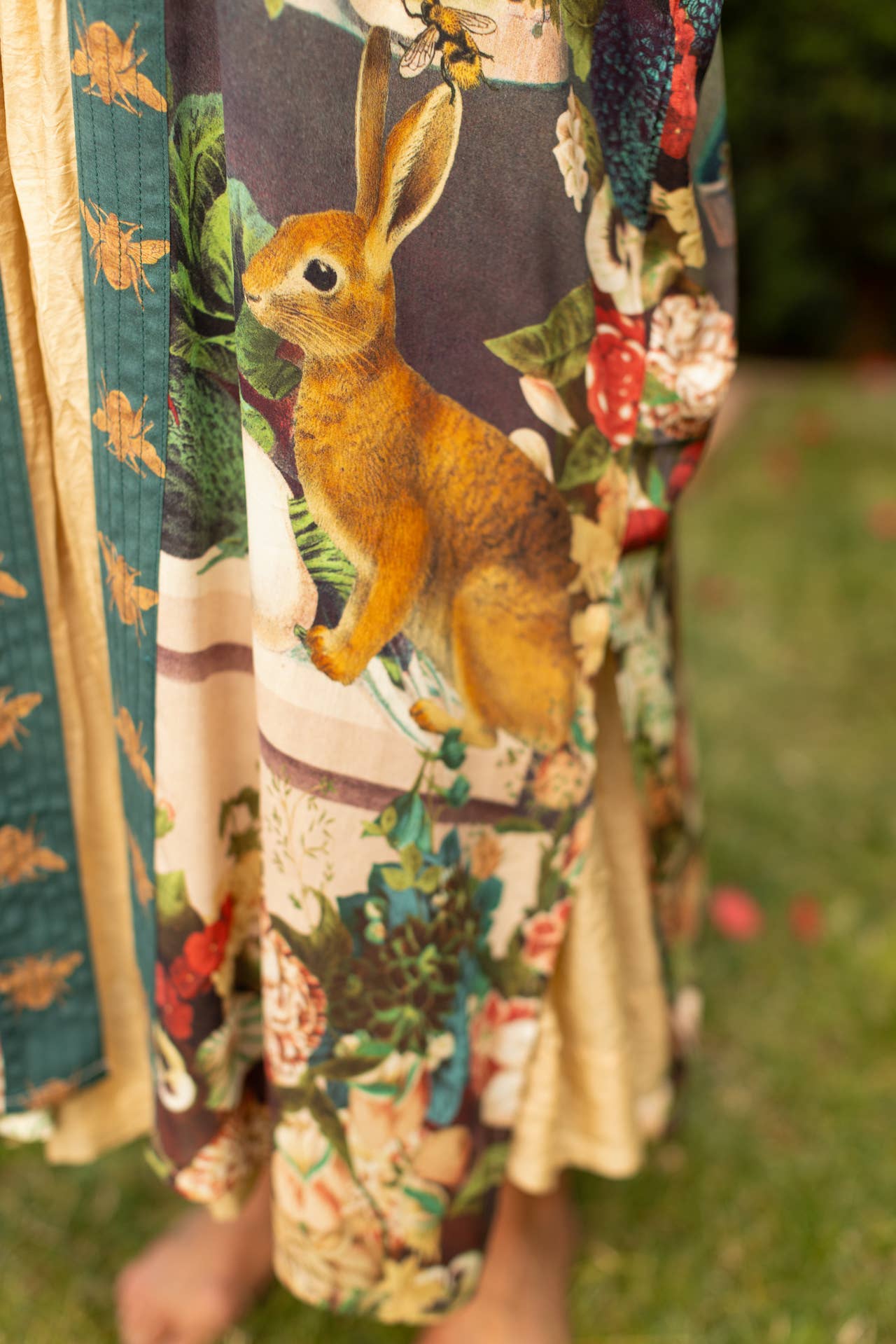 Stay Gold Opera Duster Kimono Robe w/ Rabbit & Bees