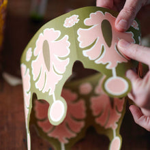 Charger l'image dans la galerie, Six Coronets