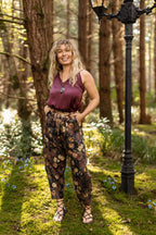Lionheart Linen Crop Artist Pant w/ florals & Narnia print: L/XL