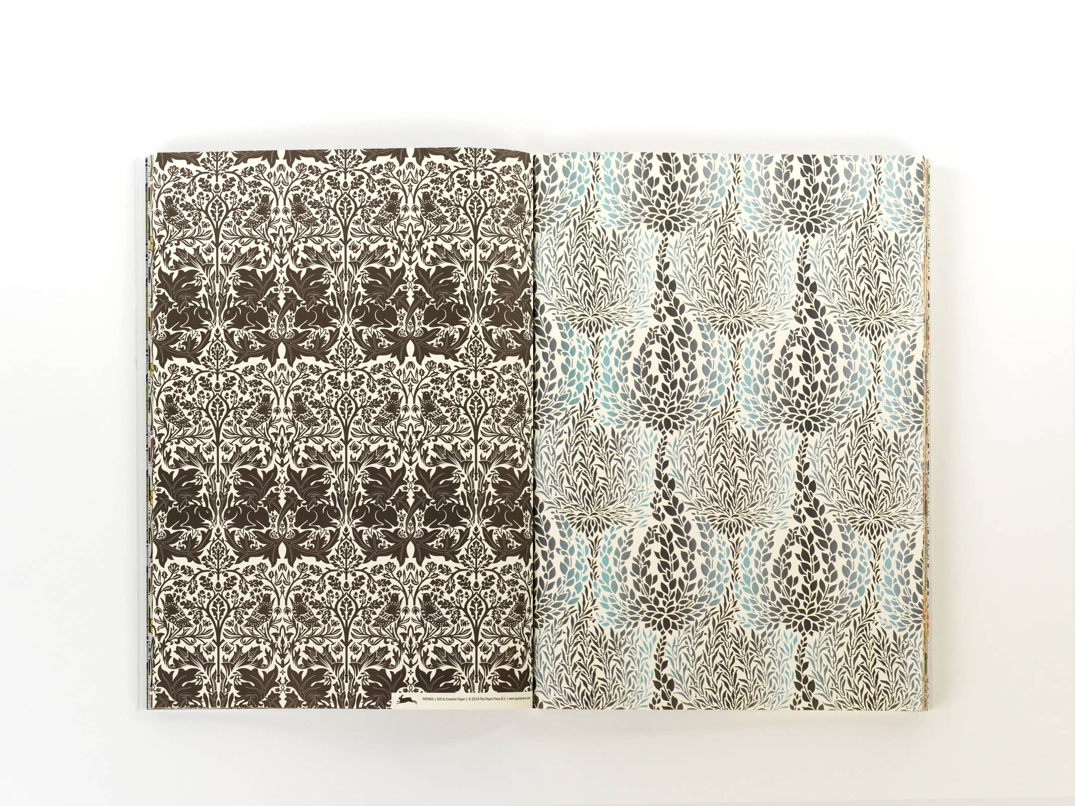 Arts & Crafts Movement Gift & Creative Paper Book Vol. 092