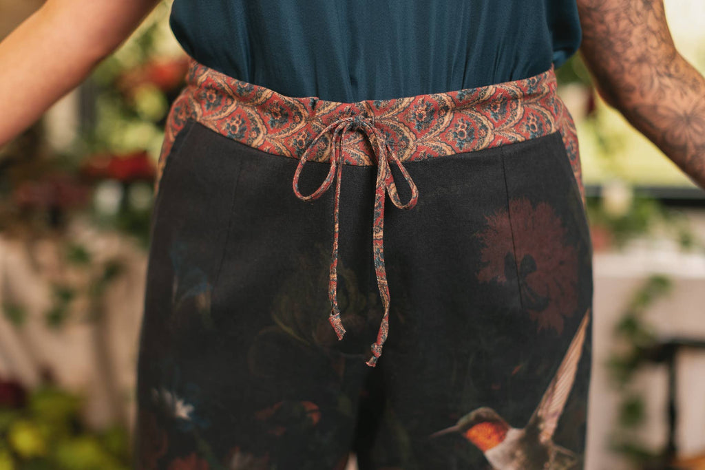 Flight of Fancy Linen Cropped Artist Pants w/ Hummingbird: L/XL