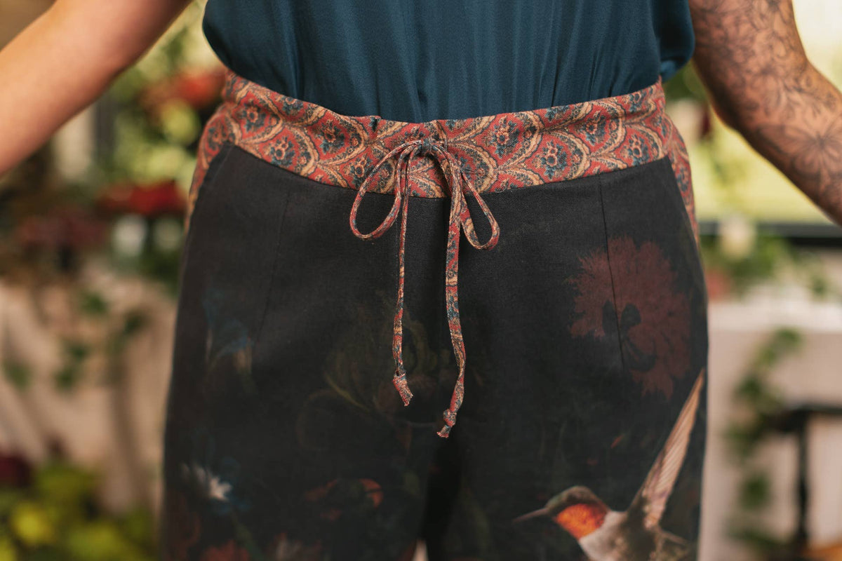 Flight of Fancy Linen Cropped Artist Pants w/ Hummingbird: L/XL
