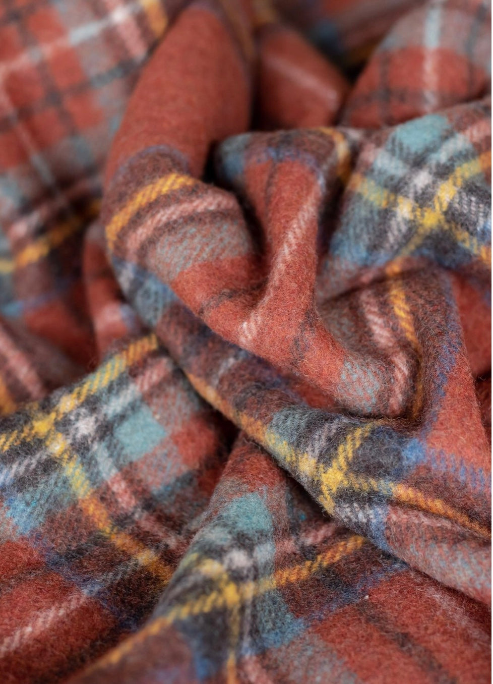 Couverture en laine recyclée à motif tartan antique Stewart Royal